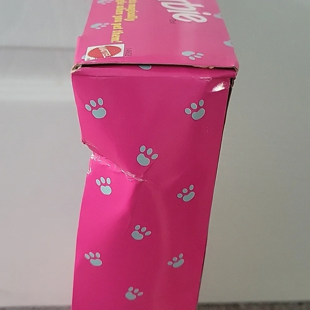 Pet Doctor Barbie - Picture 5 of 7